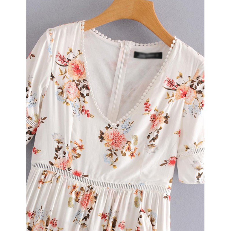 Fashion White Flowers Decorated V Neckline Dress