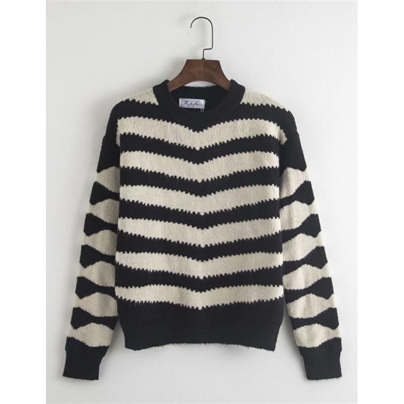 Fashion Black Stripe Pattern Decorated Sweater