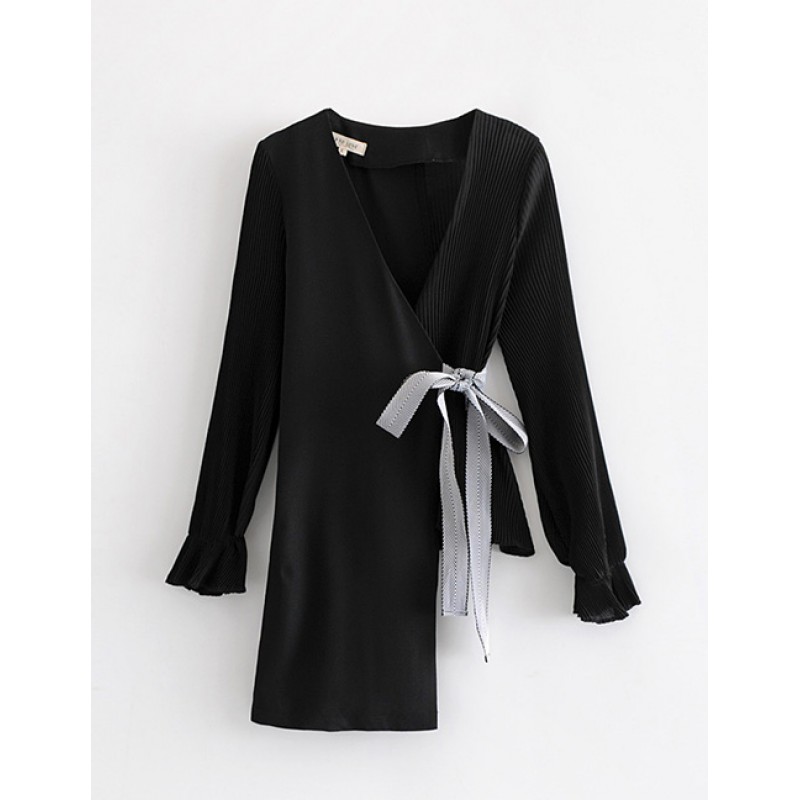 Fashion Black V Neckline Design Pure Color Coat