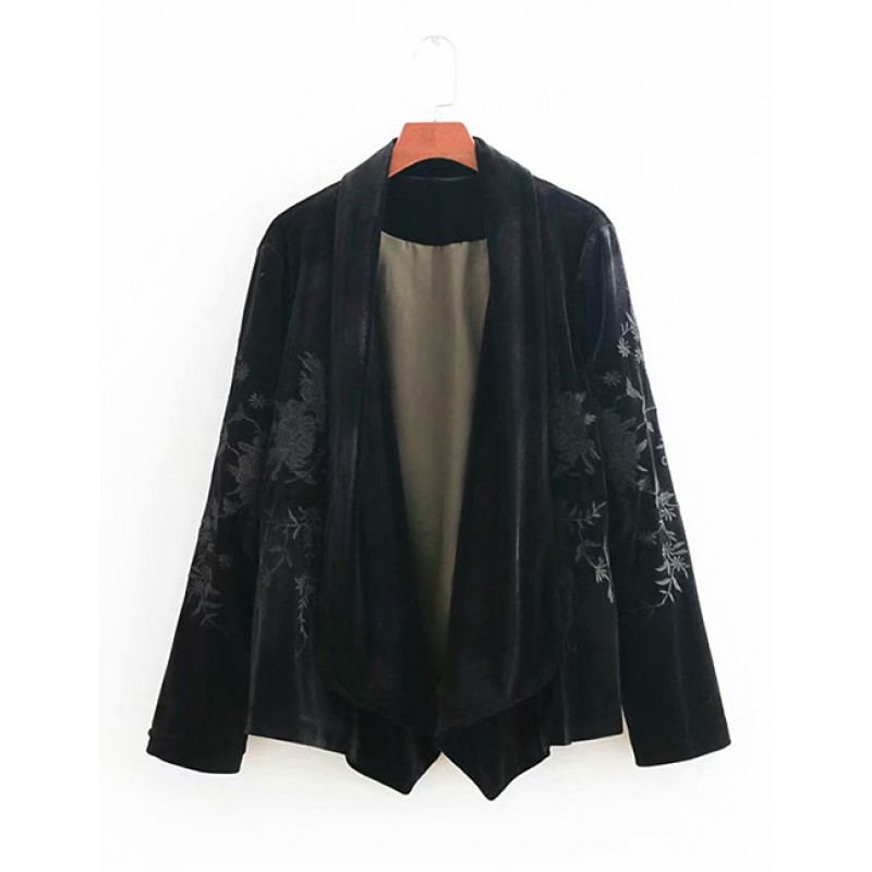 Fashion Black Embroidery Flowers Decorated Coat